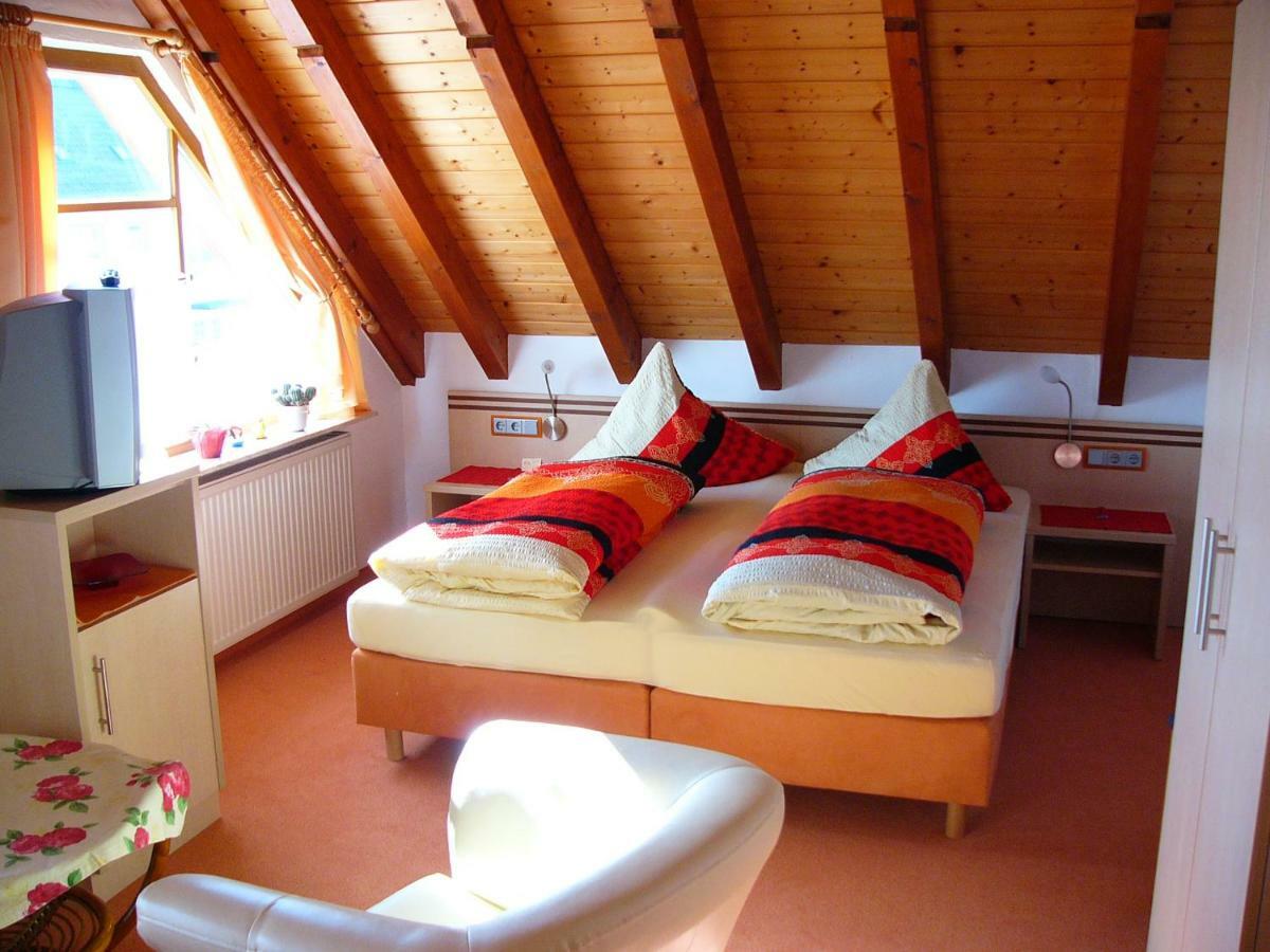 Gaestezimmer Schanz-Hilbel Burladingen 外观 照片