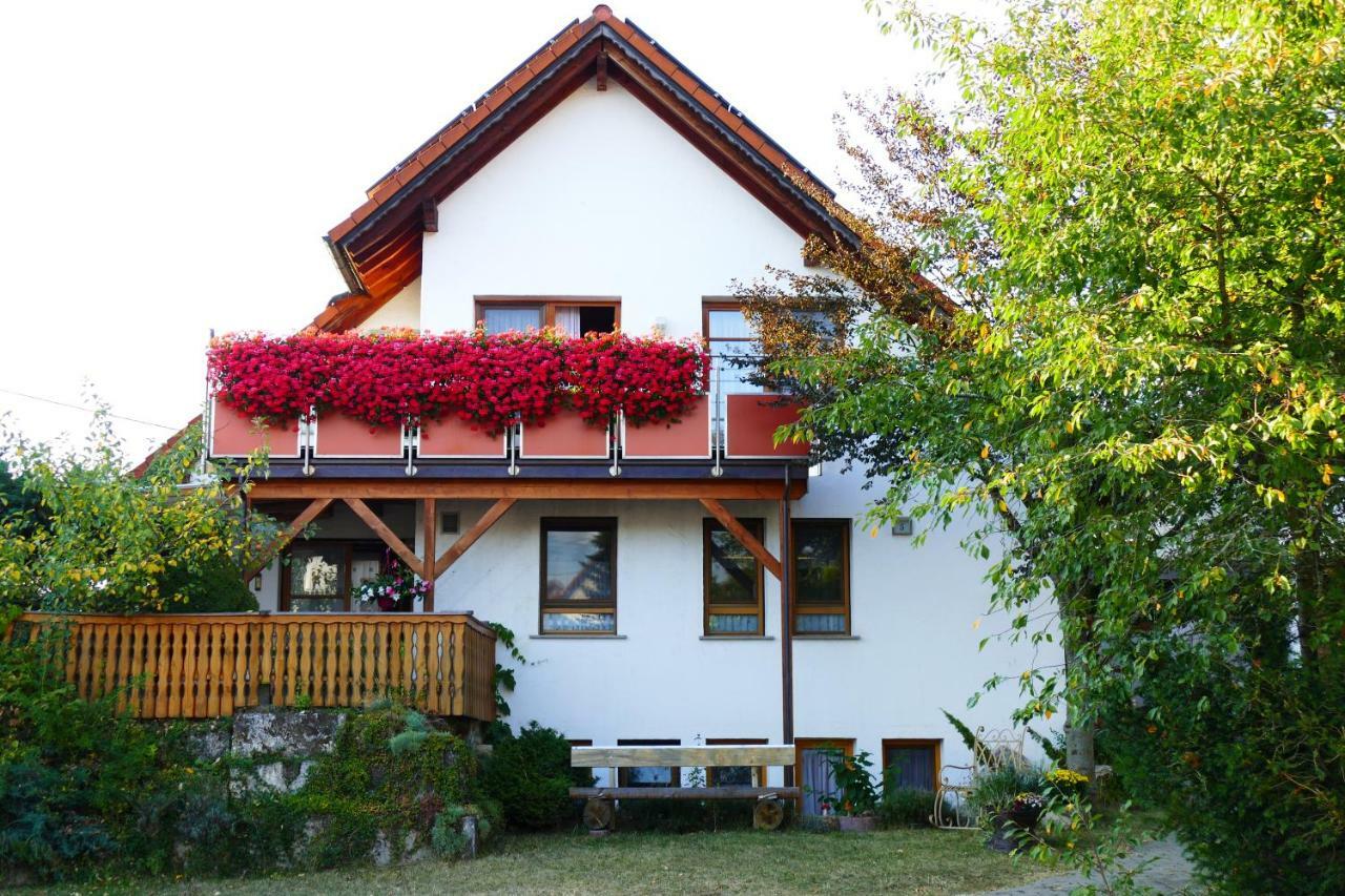 Gaestezimmer Schanz-Hilbel Burladingen 外观 照片